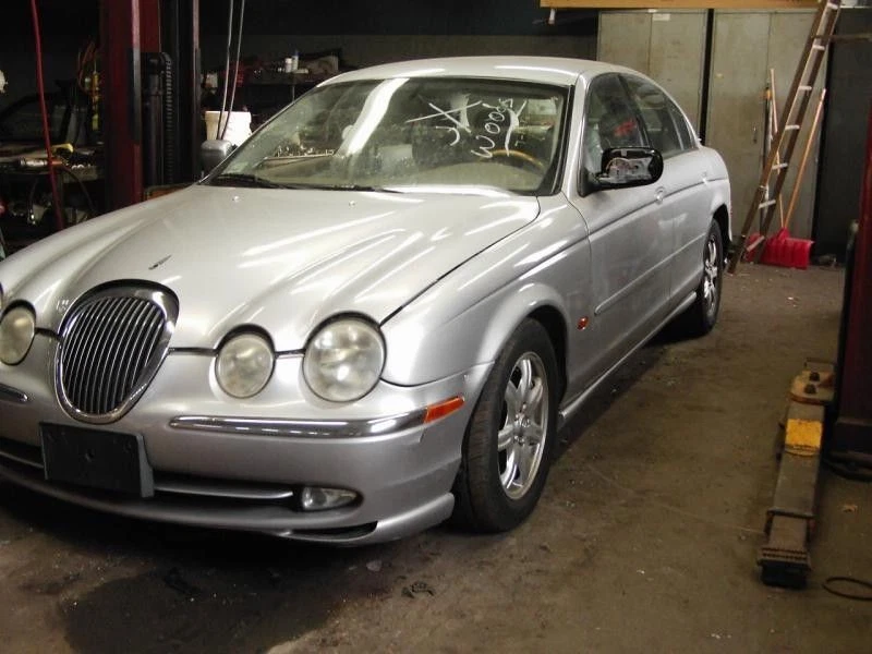 00 01 UNIDAD MÓDULO CONTROL ELECTRÓNICO ECM MOTOR TIPO S JAGUAR UNIDAD ECU 6 CILINDROS Foto 4 de 4