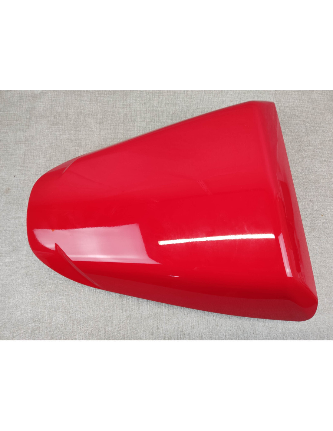 Capot de selle rouge rigide Honda VFR800 accessoire de carrosserie OEM