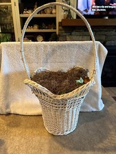 Lg Vintage White Wicker Basket With Handle Floral Foam 24  x12  