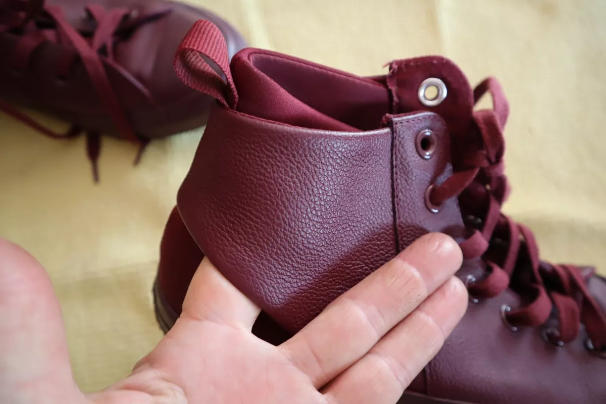 Maroon leather converse cheap