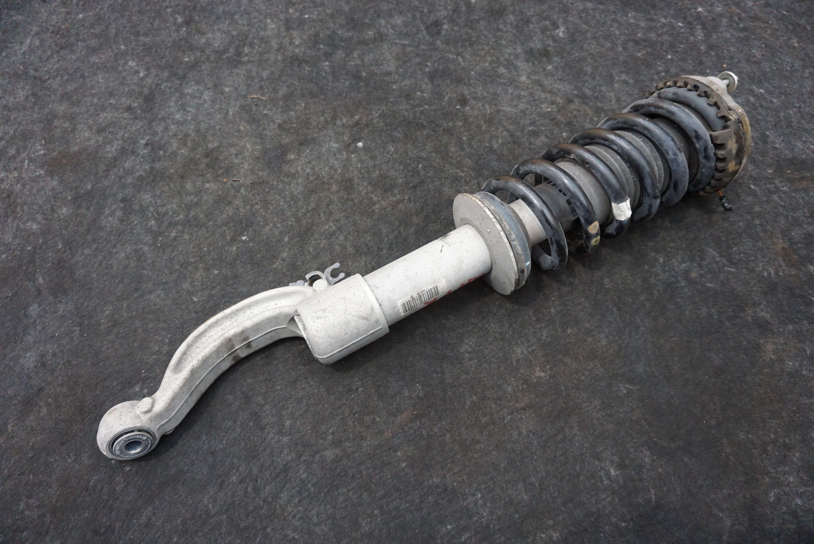 Front Suspension Right Shock Absorber 670030332 Maserati Quattroporte S 2014-17+