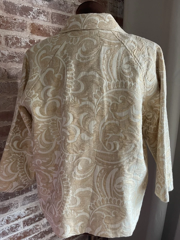 Chaqueta Blazer Susan Graver Marfil y Dorado Manga 3/4 Tejido Grueso Botón Para Mujer M Foto 3 de 4