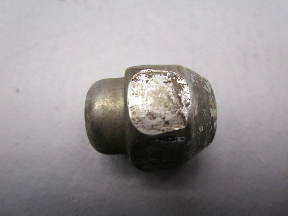 Juego de 20 tuercas de rueda para KIA SORENTO I (JC) 2.5 CRDI Foto 3 de 4