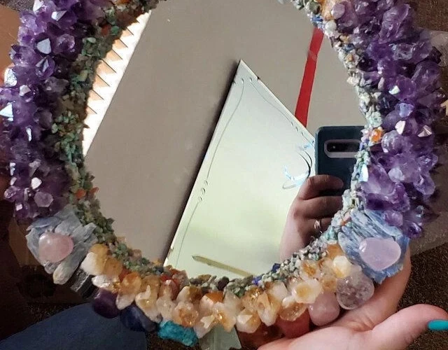 Semi-Precious Agate Stone Wall Mirror – Handmade Home Decor Accent Piece - Image 3 of 4