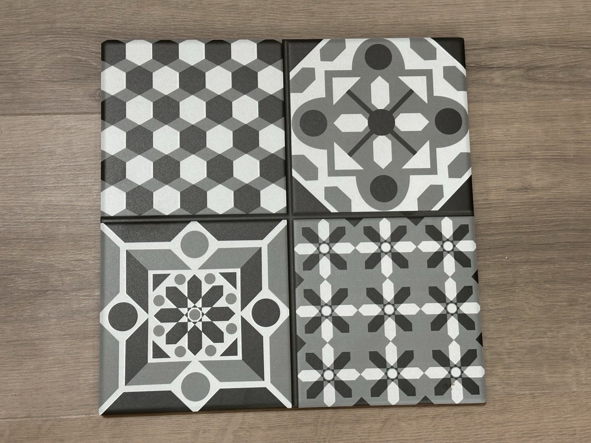 Qty 1) IKEA Mallsten Top Part Outdoor Floor Decking Tile White