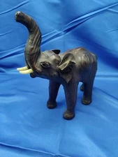 Vintage Hand Carved Wooden Elephant Statue Figurine Sculpture Wood Home Decor 