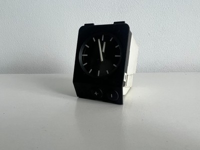 BMW E36 Analog Clock - Part No. 1387414 / 62131387414 - 3 Series 1993 320i Sedan