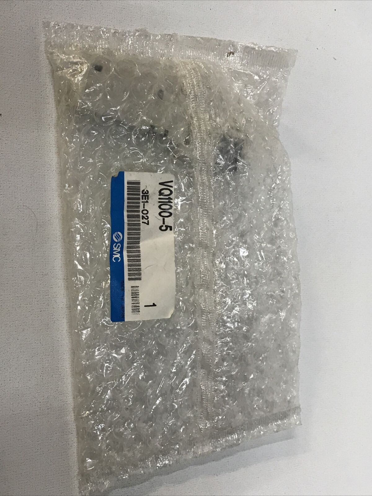 SMC VQ1100-5 Solenoid 24VDC Valve 2-Position 5-Port