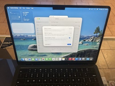 Apple MacBook Air 13'' (2024, M3 Chip)   Midnight (8GB RAM / 256GB SSD) PLZ READ