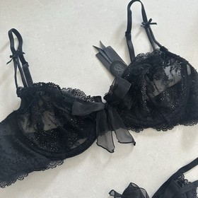 Victoria's Secret Designer Swarovski Crystal Black 36B Bra & L Thong Set