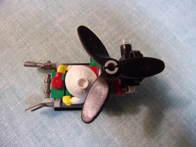 LEGO Systems 5904/1280 Adventurers Microcopter - complete with instructions 