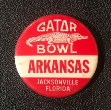University of Arkansas Razorbacks NCAA VINTAGE SEC Button Pinback Gator Bowl