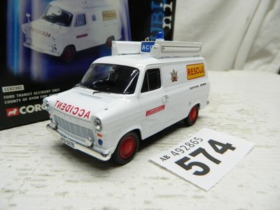 Corgi 1:43 MK1 Ford Transit Accident Unit County Of Avon Fire Brigade Bx CC02302