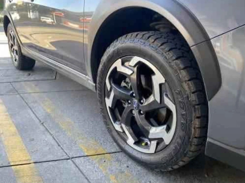 2023 Subaru Wheels Crosstrek 18x7 5x100 Black Charcoal Aluminum Oem Rims - Image 4 of 4