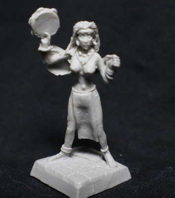 RESIN MINIATURE - 28MM - HAREM GIRL #2