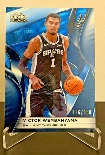 2025-26 Topps Chrome Black Victor Wembanyama Blue Wave /150 #68 Spurs