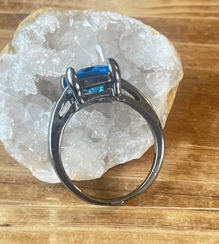 Aquamarine Blue Emerald Cut Topaz Gemstone-Silver Titanium Statement Ring-Size 8 - Picture 11 of 23