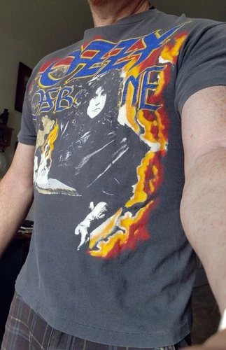 OZZY Osbourne - original concert Rock T Shirt S 1980s vintage concert t-shirt, vintage, single stitch, B+ condition