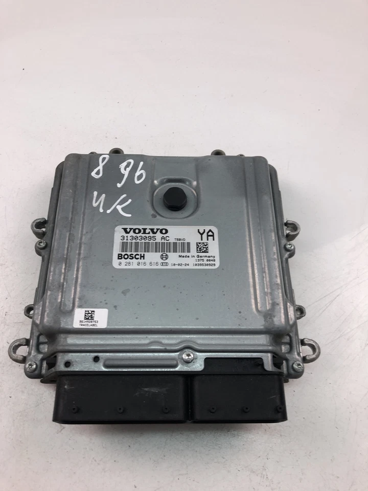 Centralina motore VOLVO V70 III BW ECU 31303095AC 2011 23545569 - Immagine 2 di 4
