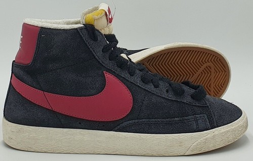 nike blazer dark red