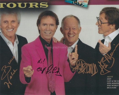 Foto firmada a mano de Cliff Richard and The Shadows 8x10 Hank Marvin, movimiento autógrafo - Imagen 1 de 5