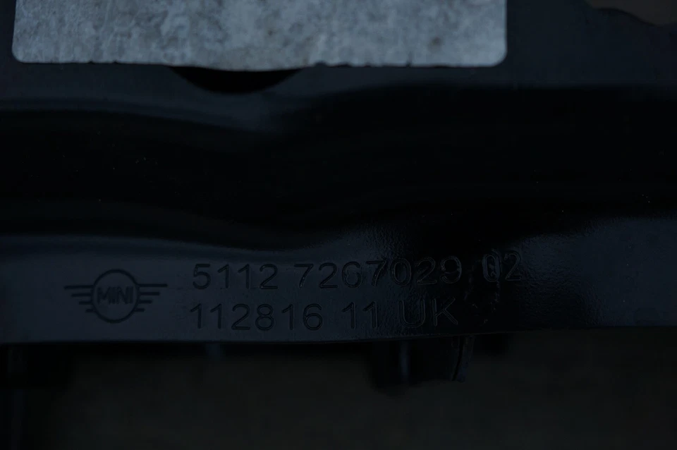 Mini Cooper 2007-2013 parachoques trasero refuerzo 7267029 techo rígido OEM Foto 3 de 4