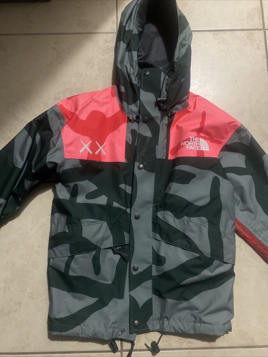 North Face x KAWS Retro Mountain Jacket Size Extra Small North Face x KAWS Retro Mountain Jacket Size Extra Small