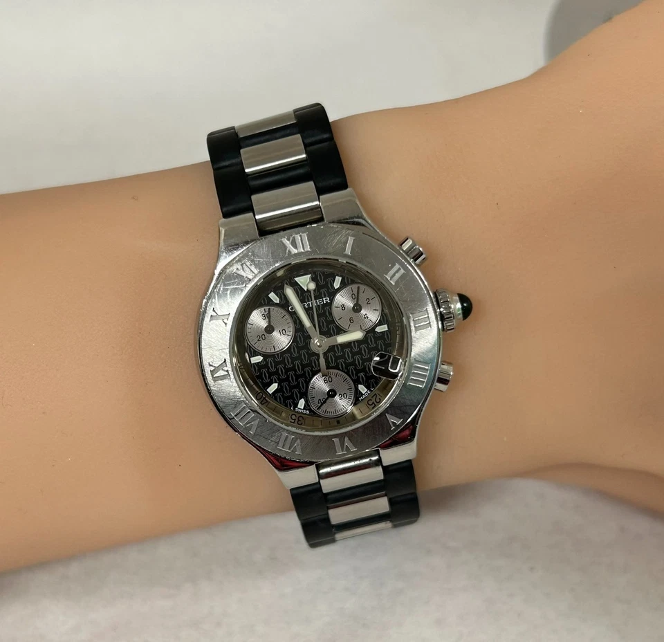 Relógio feminino Cartier Must 21 Chronoscaph W10198U2 SM quartzo excelente A4939 - Imagem 2 de 4