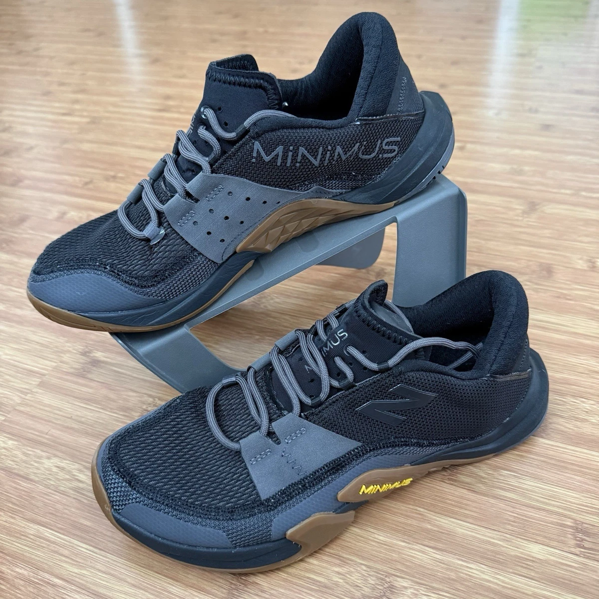 New Balance Minimus TR v2 Black Magnet Gum for Sale  display picture 1
