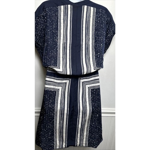 VINCE. Dress Small Blue White Geo Drawstring Waist 100% Silk Women’s Mini - Picture 3 of 8