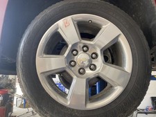 Wheel 20x9 5 Spoke Polished Opt Rd4 Fits 15-20 Suburban 1500 1108570 Wheel 20x9 5 Spoke Polished Opt Rd4 Fits 15-20 Suburban 1500 1108570