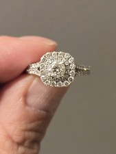 Vera Wang Love Collection 1 1/2 CT. T.W. 14KT White Gold Engagement Ring