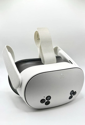Meta Quest 3S 256GB Standalone All In One VR Headset ONLY Tested Working