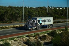 LKW Foto Kenworth Container-Sattelauflieger Australien blau MAERSK #g9dw