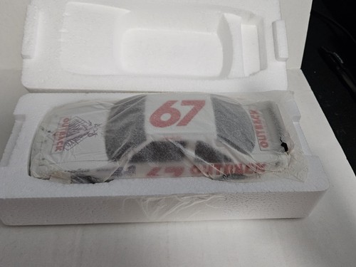 2000 Action Jeff Gordon #67 Outback Steakhouse 1990 Pontiac 1:24 NASCAR