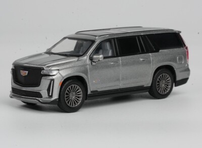 Masdi 1:64 Silver Escalade Full Size SUV Sports Model Diecast Collect Car New