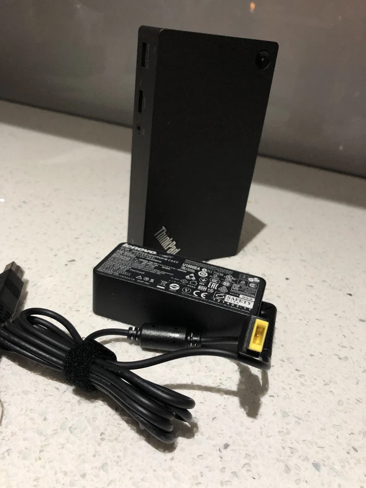 Lenovo ThinkPad USB 3.0  PRO DOCK Universal + Original Power Supply, Surface Pro - Image 2 of 4