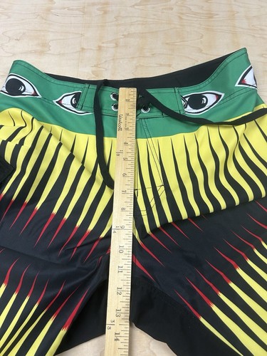 Volcom Featured Artist Collectable Men’s Swim Trunks - Size 32 - Picture 4 of 6