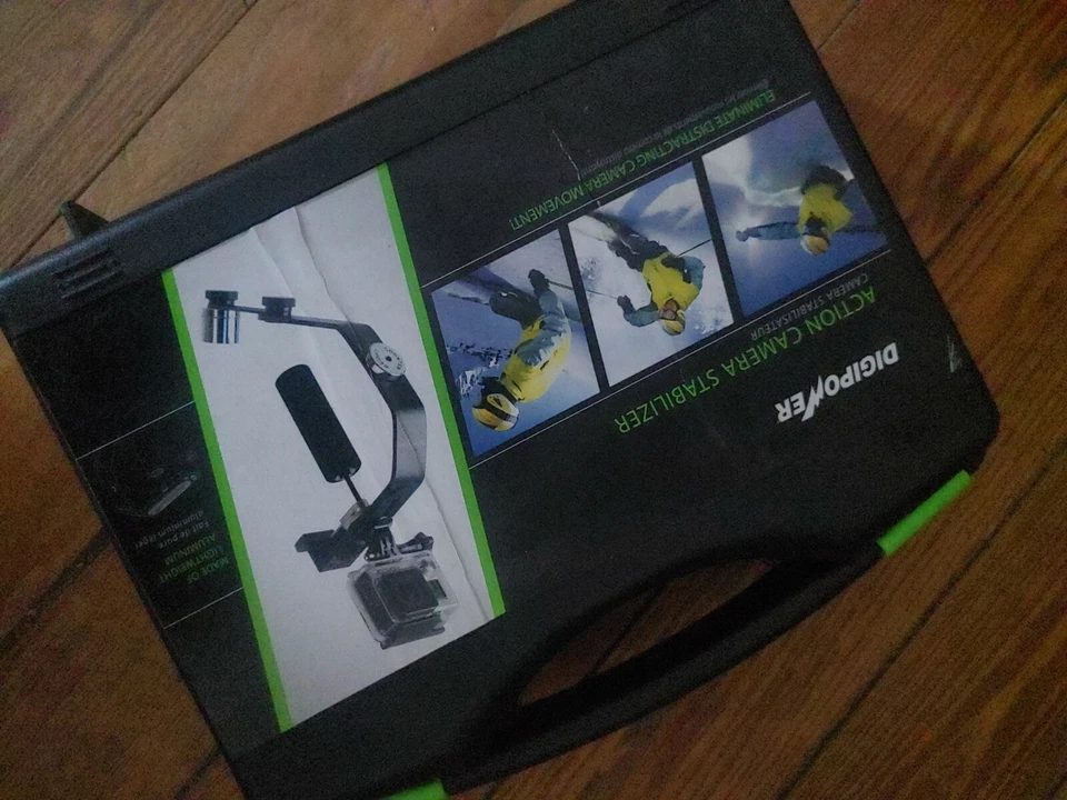 Estabilizador de cámara de acción Digipower Foto 2 de 4