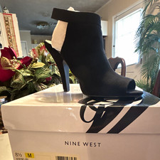 Nine West Women's Black Suede Open Toe Block Heel Bootie 8.5M, New Box