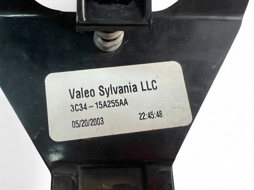 FORD USA F-250 Crew Cab Pickup Nebelscheinwerfer links C34-15A255AA 31217329 - Bild 3 von 5