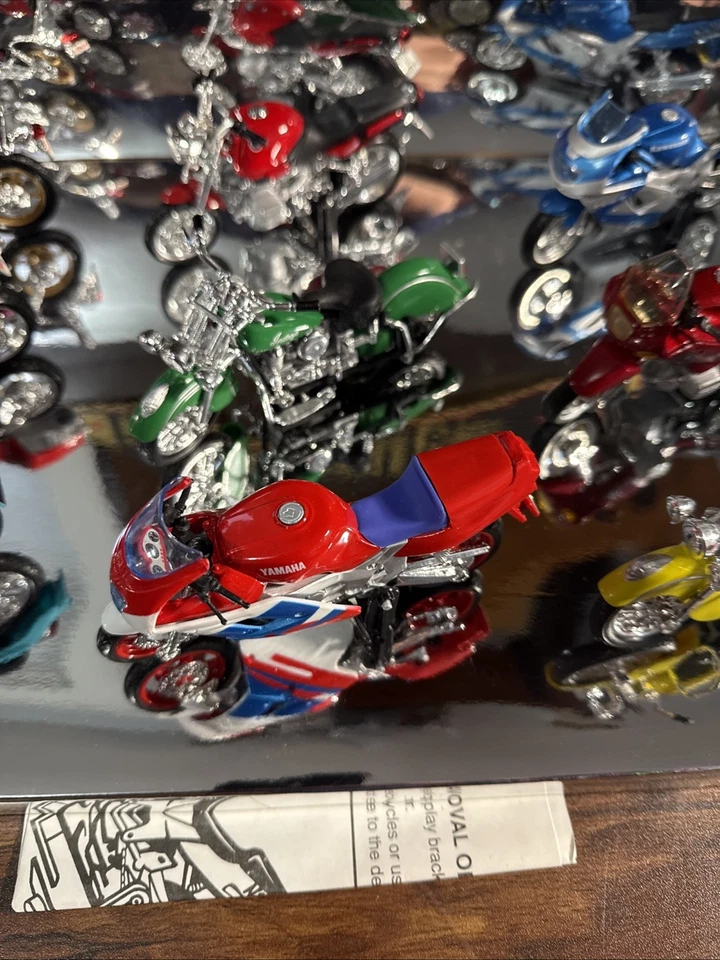 Colección de 9 motocicletas Maisto 1997 1:18 Kawasaki BMW Suzuki Honda #82835 Foto 3 de 4