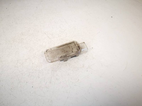 3b0947415 Innenraumleuchte Leseleuchte  Volkswagen Bora DE2245639-19