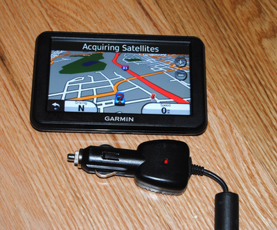 #ad BUNDLE GPS Garmin Nuvi 50 5quot; screen 2013 North America Maps 2J3286369 w charger $29.99