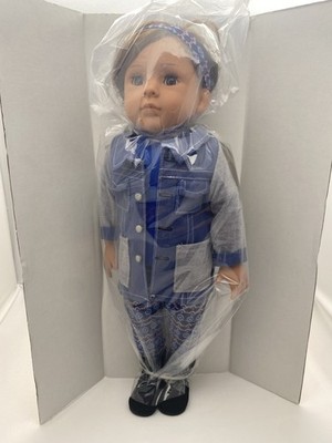 NEW Kingstate 18  Modern Trendy Brunette Doll 2019 in Original Box Denim Outfit