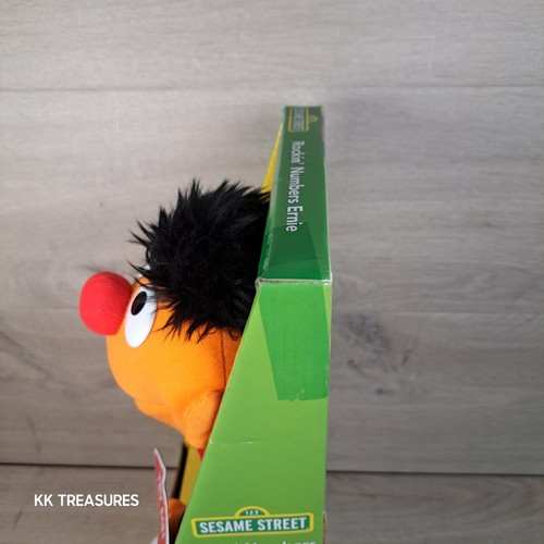 Sesame Street Rockin' Numbers Ernie Talking Singing Plush Toy Hasbro Playskool - Picture 10 of 13