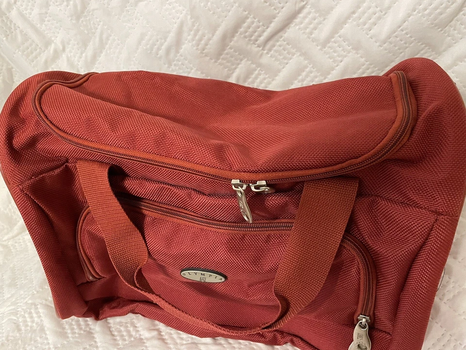 Olympia Red Duffel Bag - Image 3 of 4