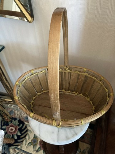Vintage Large Scalloped Basket With Wood Bottom 20” High 15” Wide - Picture 3 of 9