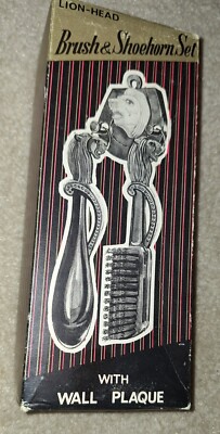 Lion Head BRUSH and SHOEHORN Set with Wall Plaque - Vintage