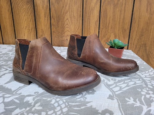 Clarks Demi2Beat Tan Snake 7W Ankle Boot, business, wedding, date night - Picture 2 of 5